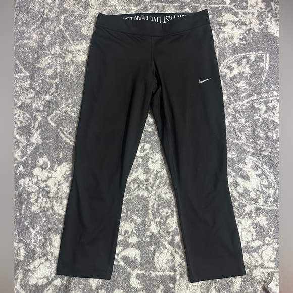 Nike - Picture 1 of 4